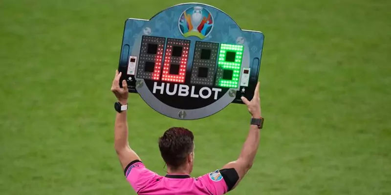 Kèo Ném Biên Là Gì? Cách Chơi Kèo Ném Biên Hiệu Quả 2024 6 Cập nhật tình hình thay người của hai đội là cách soi cầu ném biên hữu hiệu